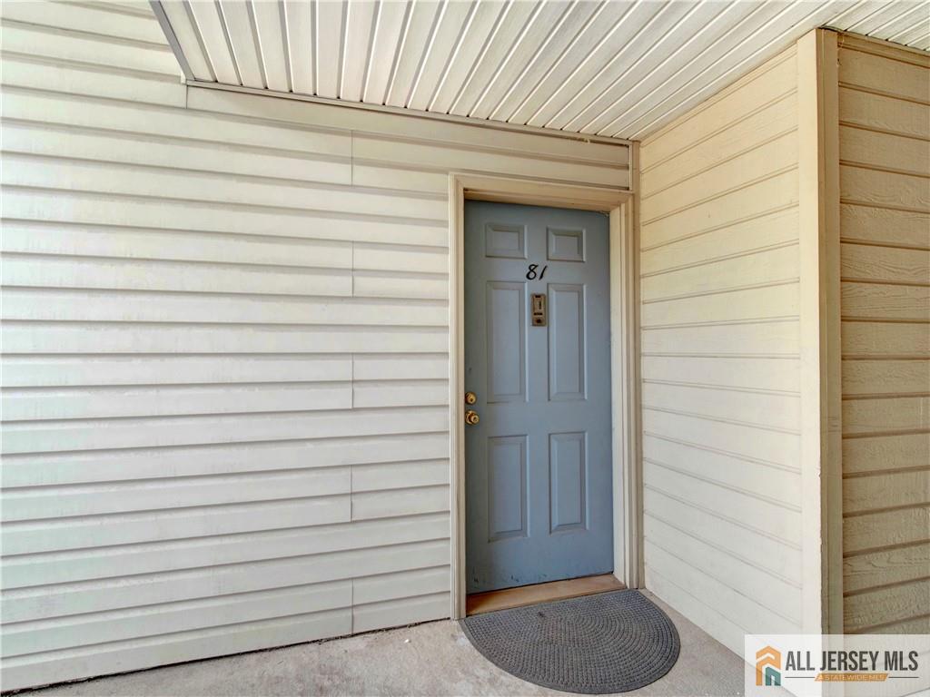 81 Canterbury Court Piscataway NJ 08854