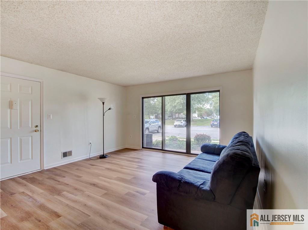 81 Canterbury Court Piscataway NJ 08854