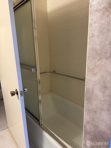 413 Oxford Lane Monroe NJ 08831