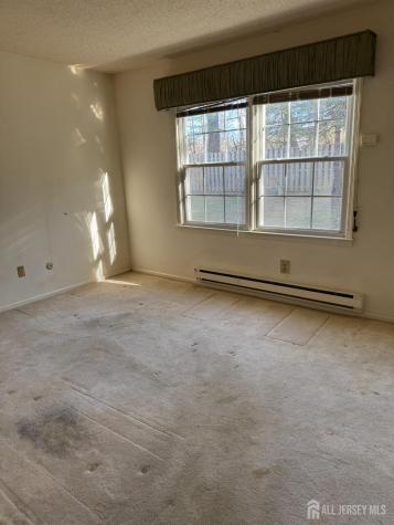 413 Oxford Lane Monroe NJ 08831