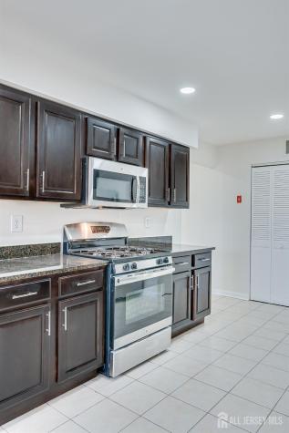 1314 Edison Glen Terrace Edison NJ 08837