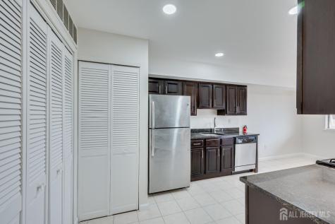 1314 Edison Glen Terrace Edison NJ 08837