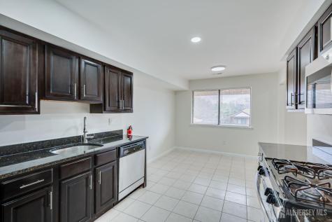 1314 Edison Glen Terrace Edison NJ 08837