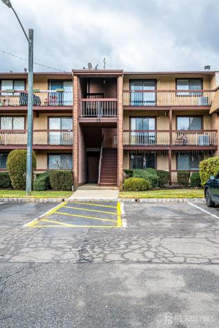 1314 Edison Glen Terrace Edison NJ 08837