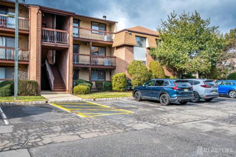 1314 Edison Glen Terrace Edison NJ 08837