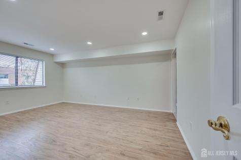 1314 Edison Glen Terrace Edison NJ 08837