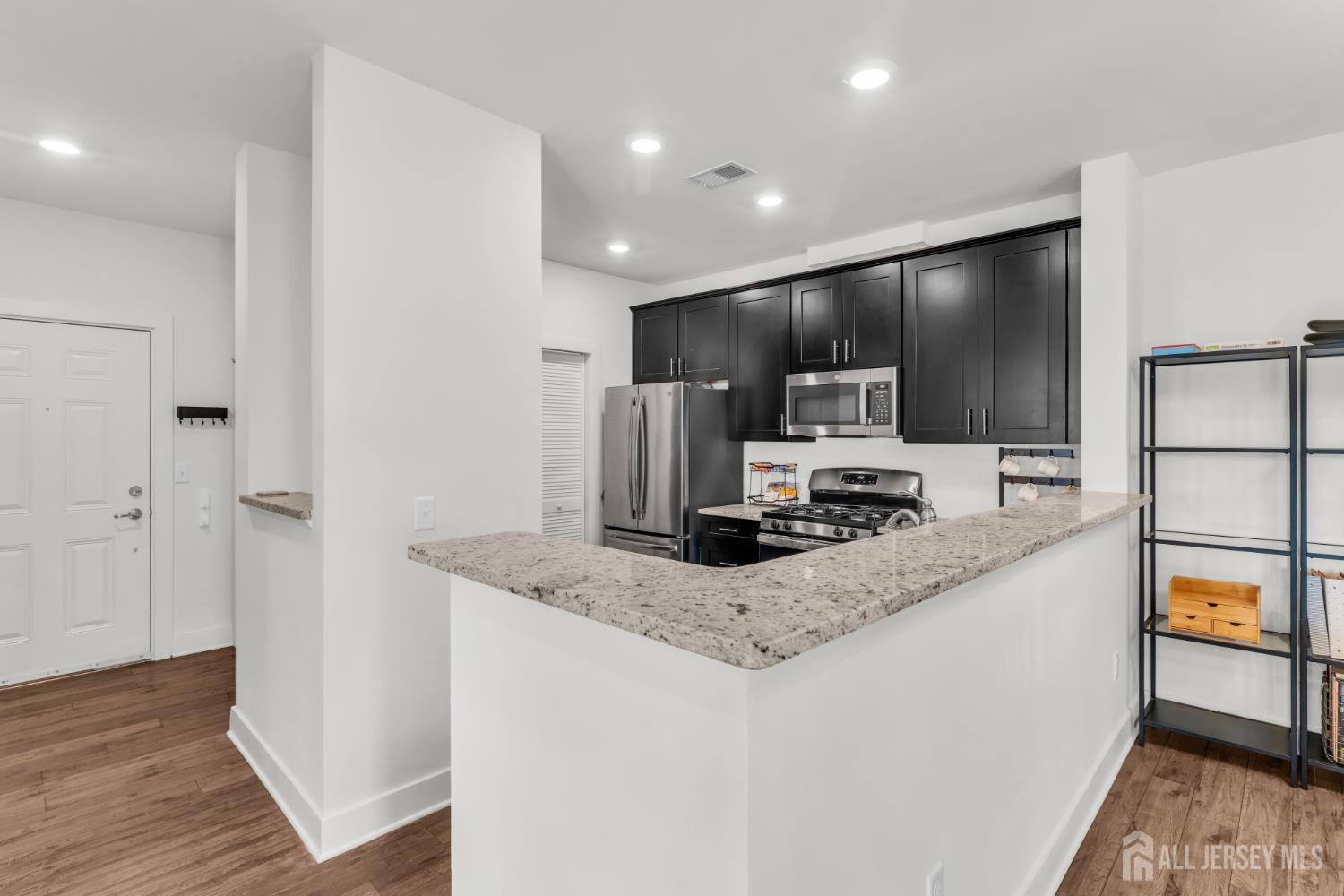 637 Marion Lane Monroe NJ 08831