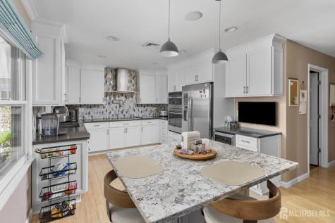 678 Yarborough Way Monroe NJ 08831