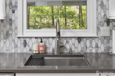 678 Yarborough Way Monroe NJ 08831