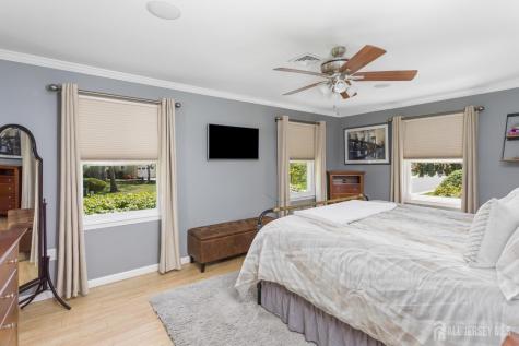 678 Yarborough Way Monroe NJ 08831