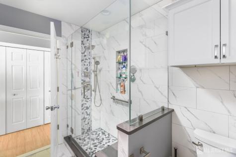 678 Yarborough Way Monroe NJ 08831