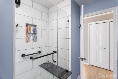 678 Yarborough Way Monroe NJ 08831