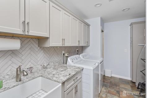 678 Yarborough Way Monroe NJ 08831