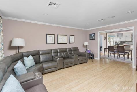 678 Yarborough Way Monroe NJ 08831