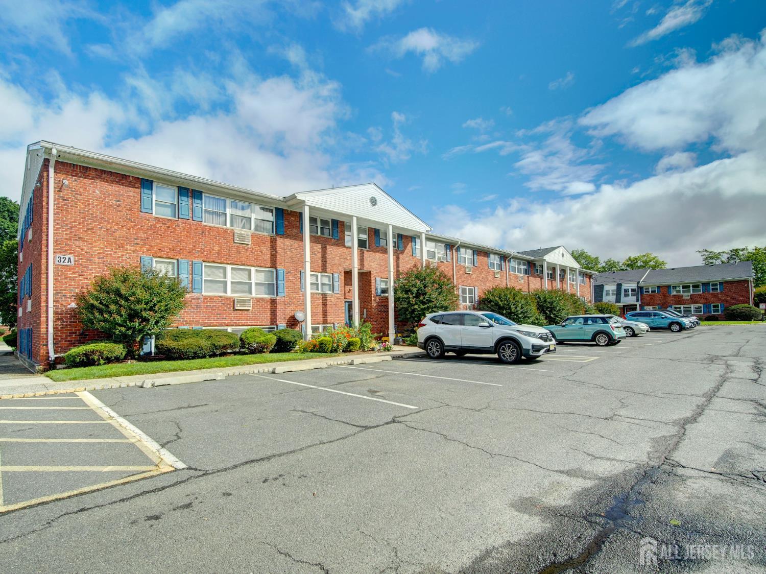 32-A Woodedge Avenue Edison NJ 08817