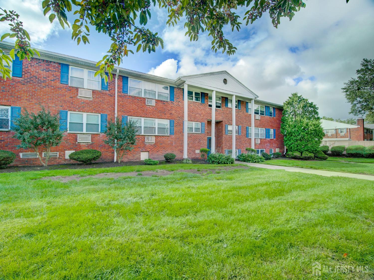 32-A Woodedge Avenue Edison NJ 08817
