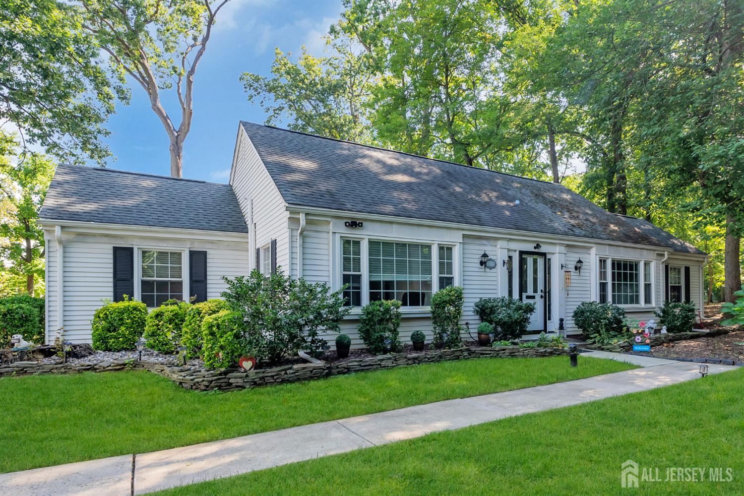 288 Sudbury Lane Jamesburg NJ 08831