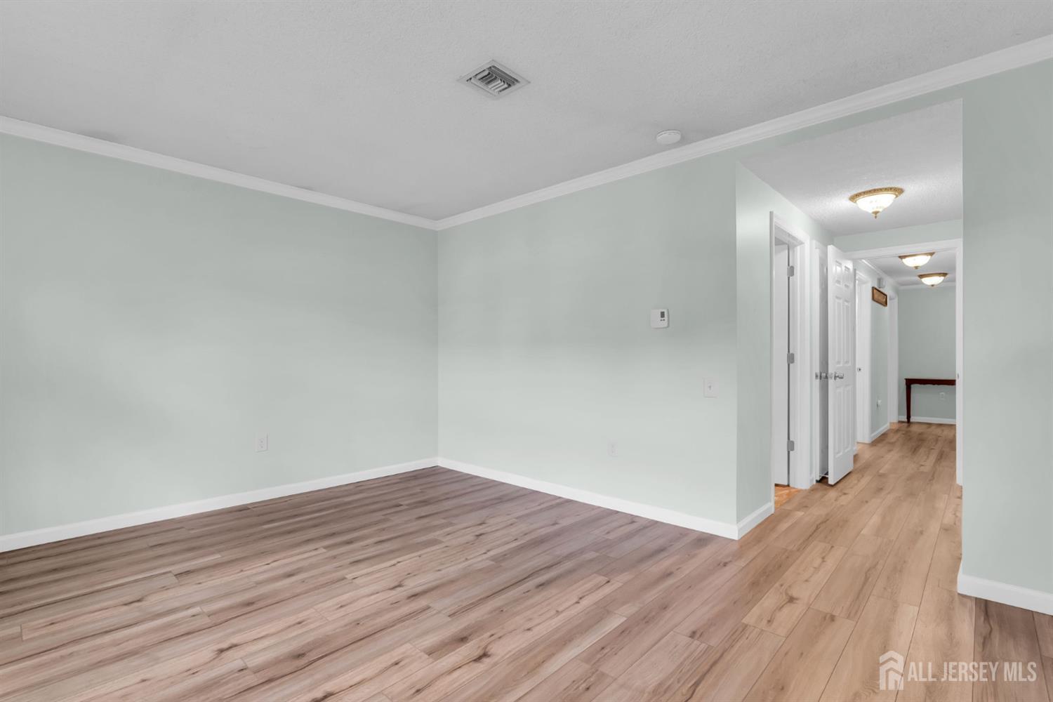 288 Sudbury Lane Jamesburg NJ 08831