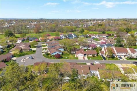 480 Fairton Drive Monroe NJ 08831