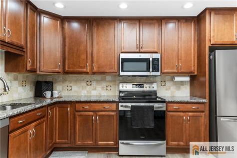 480 Fairton Drive Monroe NJ 08831