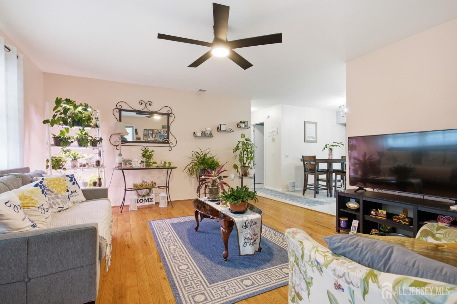 63 63-c Galewood Drive Old Bridge NJ 07747
