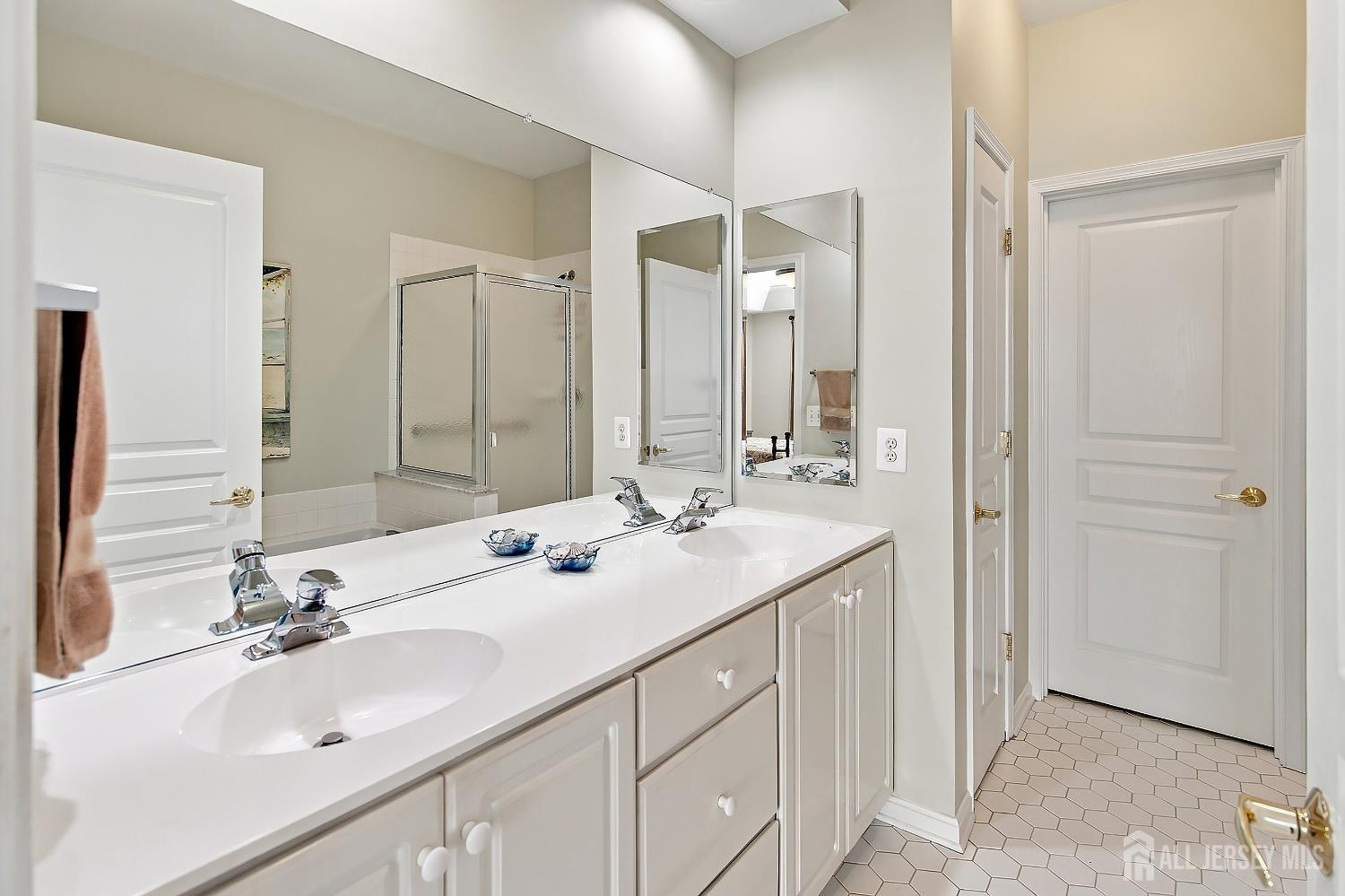 434 Bluebird Drive Monroe NJ 08831