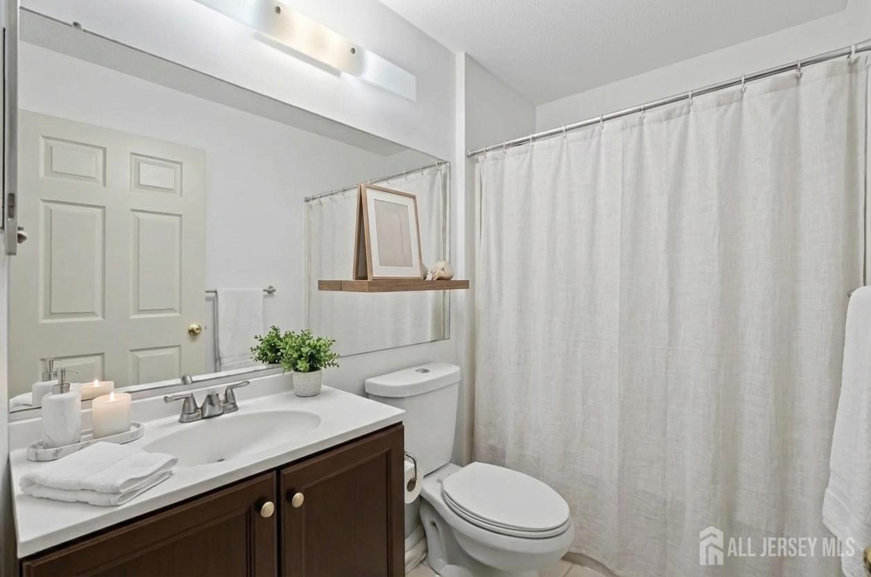 107 Rachel Court Franklin NJ 08823