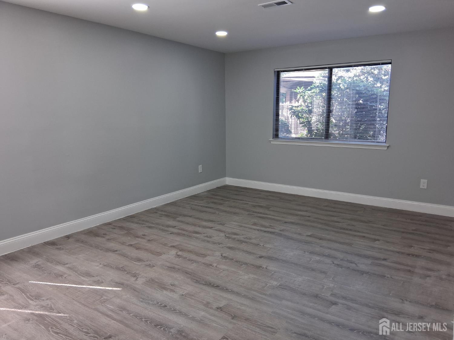 1203 Edison Glen Terrace Edison NJ 08837