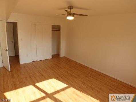 340 Sharon Garden Court Woodbridge Proper NJ 07095