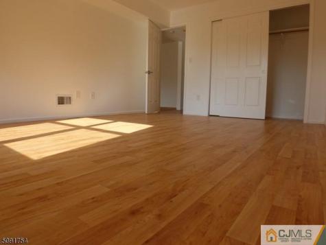340 Sharon Garden Court Woodbridge Proper NJ 07095