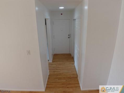 340 Sharon Garden Court Woodbridge Proper NJ 07095
