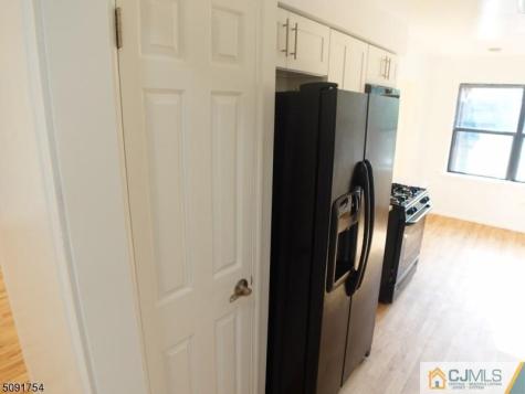 340 Sharon Garden Court Woodbridge Proper NJ 07095