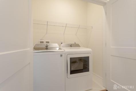 718 Station Road Dunellen NJ 08812