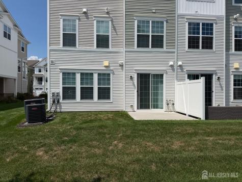718 Station Road Dunellen NJ 08812