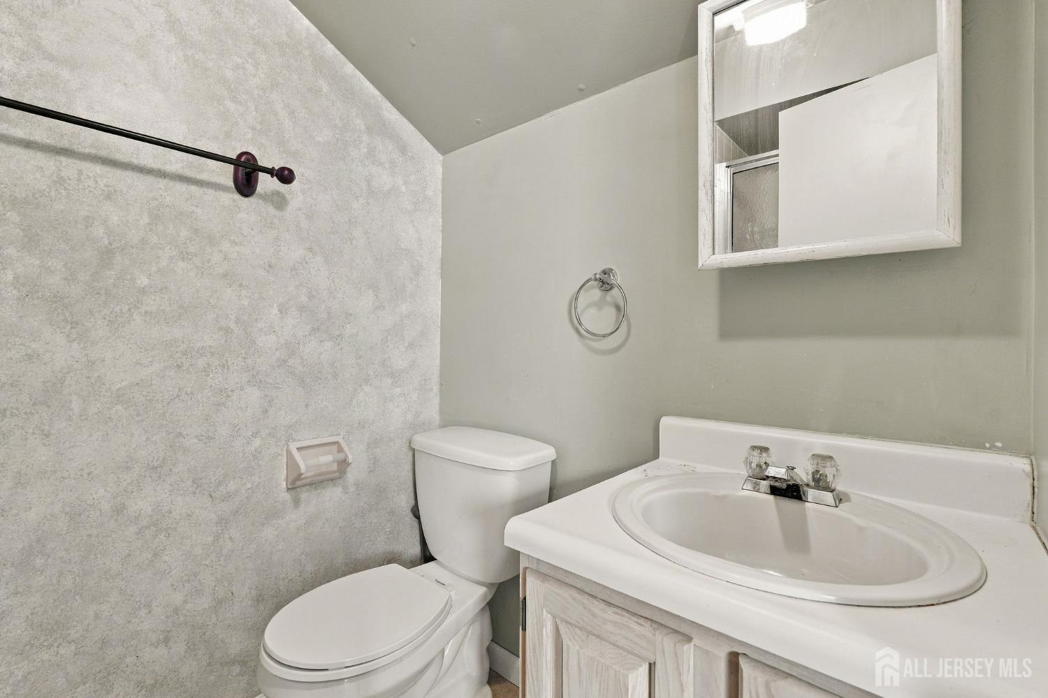 606 Jesse Way Piscataway NJ 08854