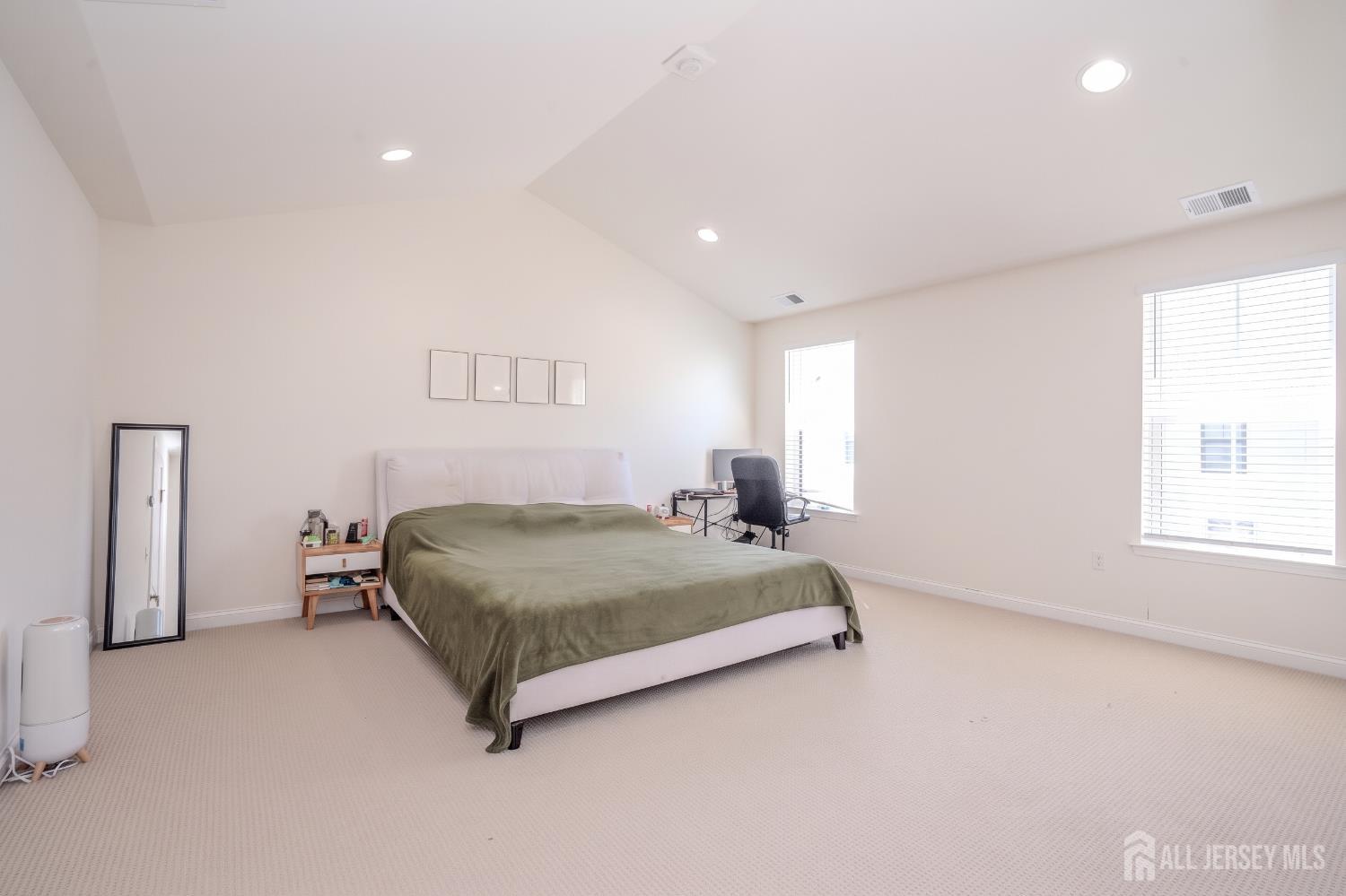 15 Clover Lane Monroe NJ 08831
