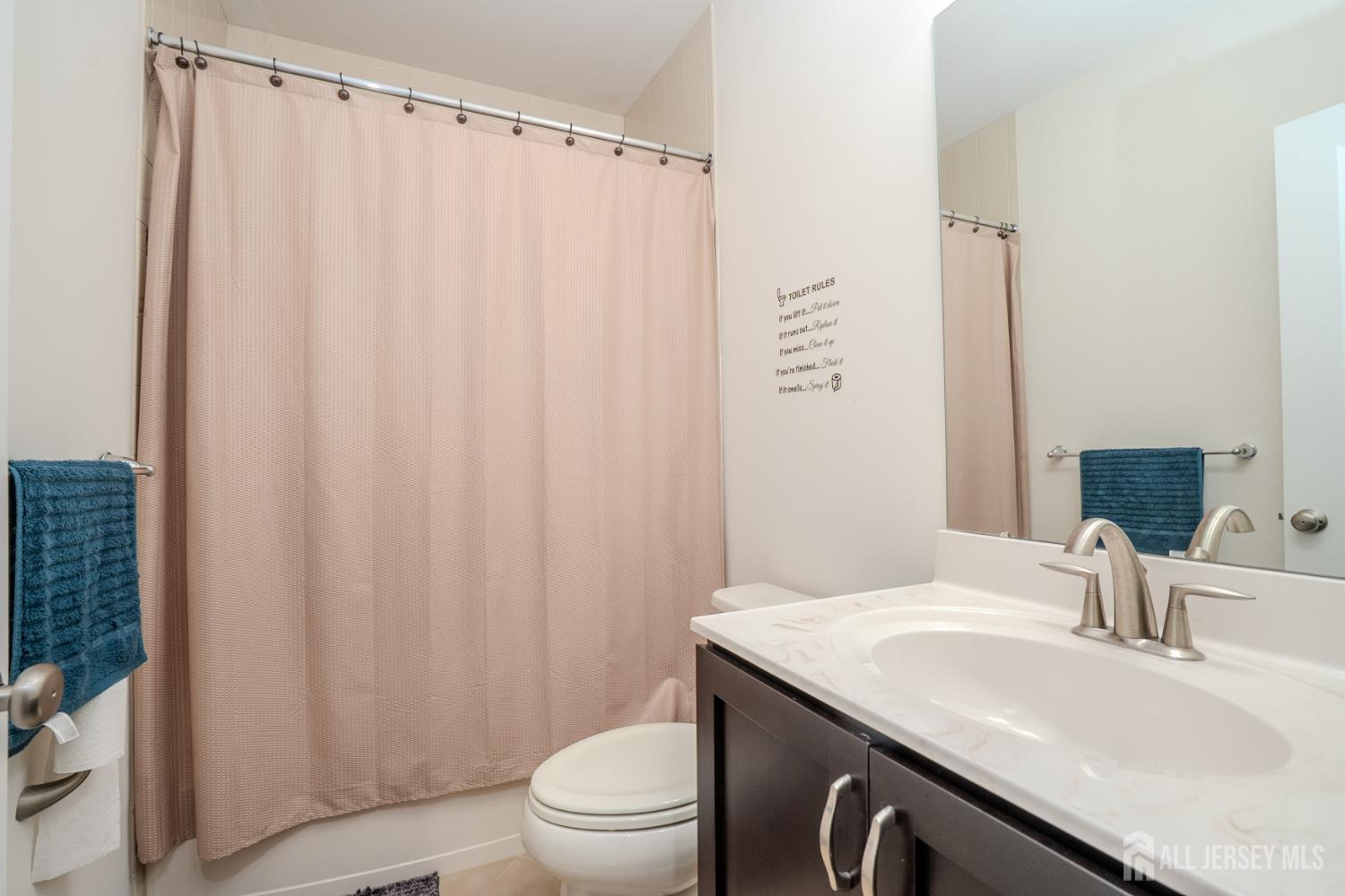 15 Clover Lane Monroe NJ 08831