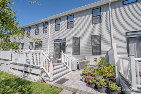 15 Clover Lane Monroe NJ 08831
