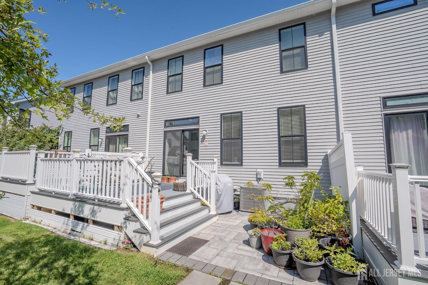 15 Clover Lane Monroe NJ 08831