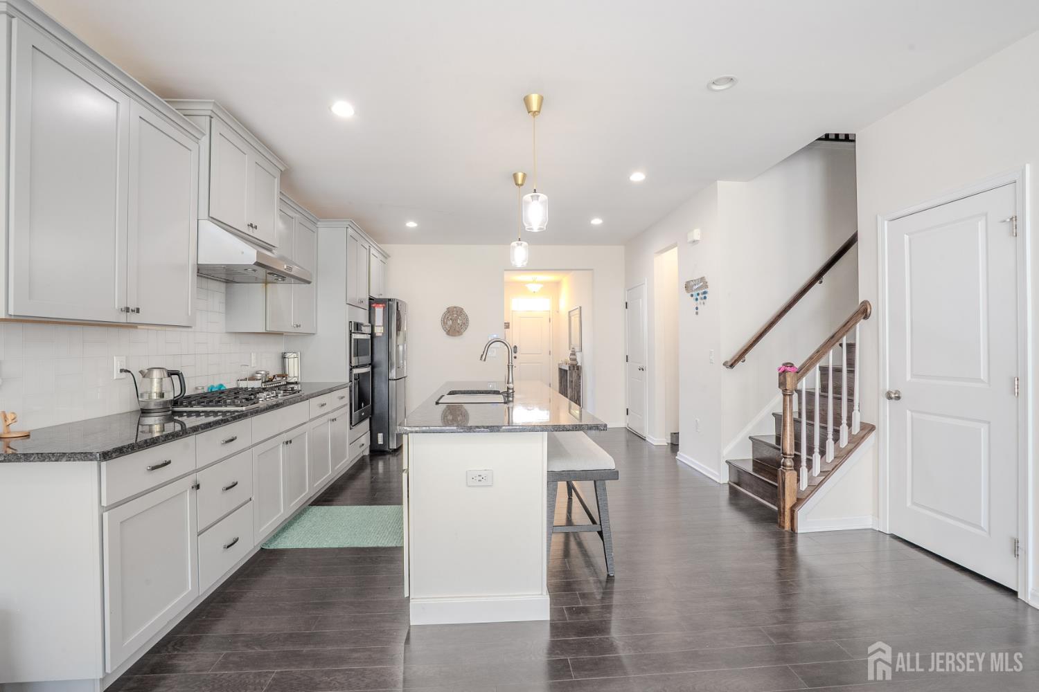 15 Clover Lane Monroe NJ 08831