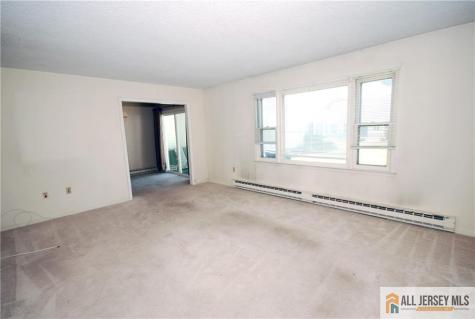 220 Manchester Lane Monroe NJ 08831