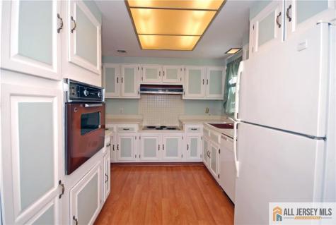 220 Manchester Lane Monroe NJ 08831