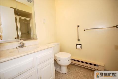 220 Manchester Lane Monroe NJ 08831