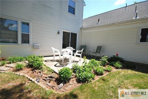 220 Manchester Lane Monroe NJ 08831