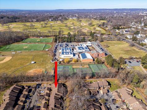 133 Oakmont Court Edison NJ 08820