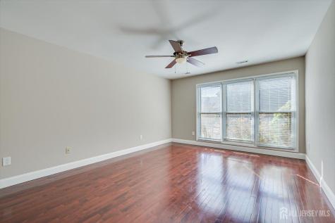 133 Oakmont Court Edison NJ 08820