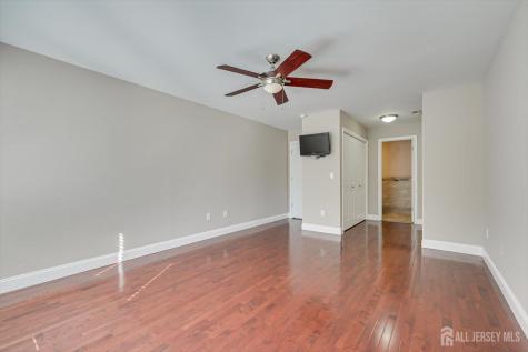 133 Oakmont Court Edison NJ 08820