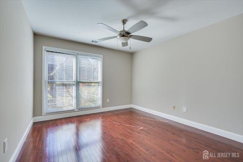 133 Oakmont Court Edison NJ 08820