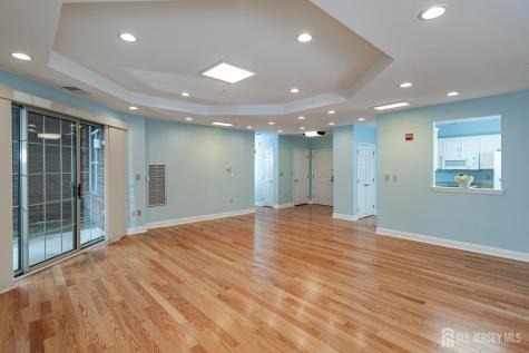 2033 Windrow Drive Middlesex NJ 08540