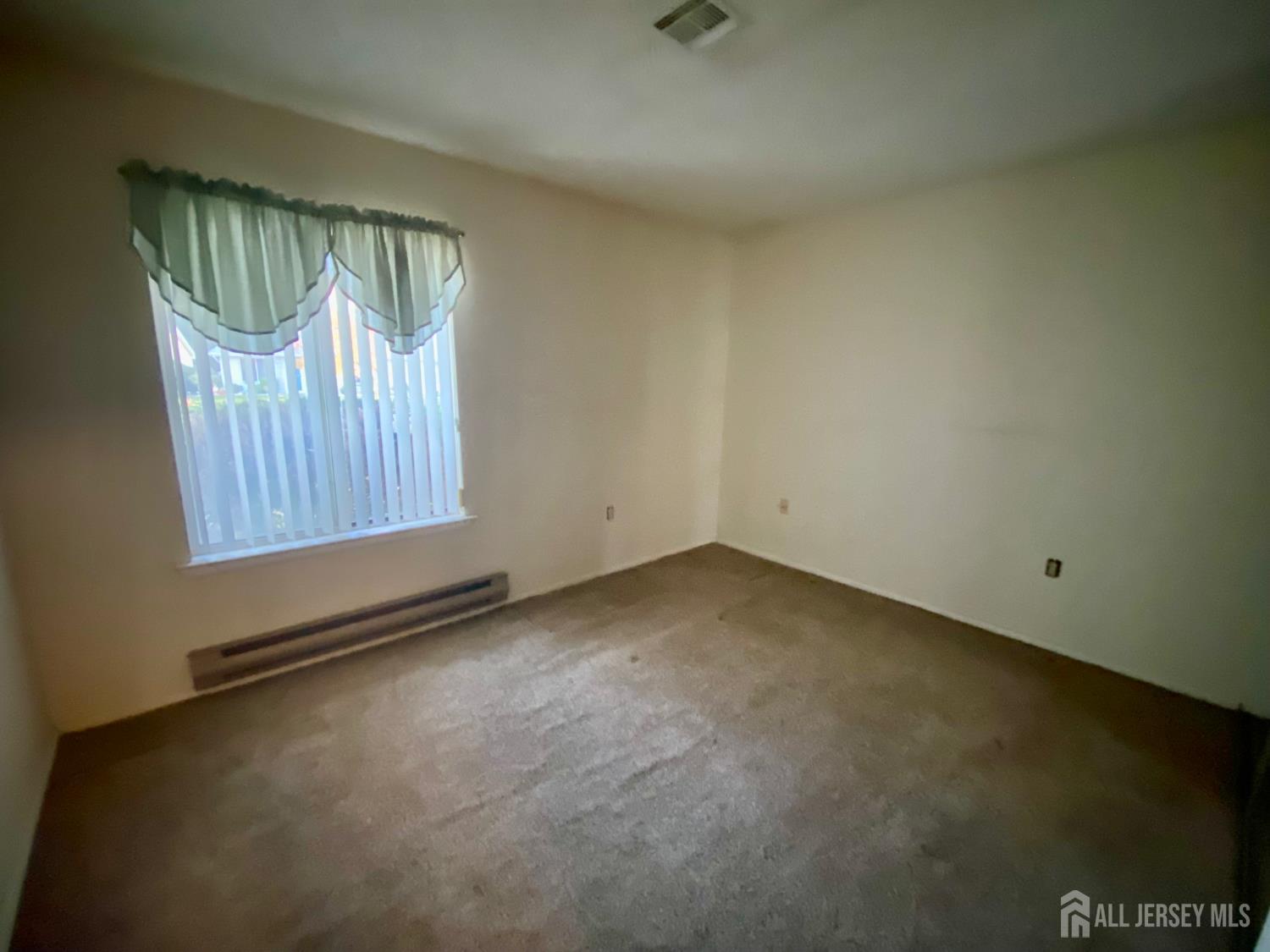 614 Lemington Plaza Monroe NJ 08831